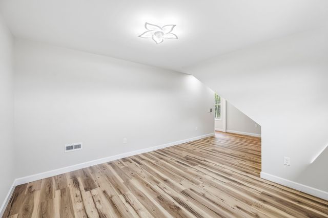 211 Majestic Dr, Decherd, TN 37324