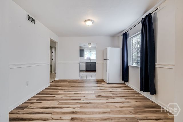 527 Tibet Avenue 11, Savannah, GA 31406