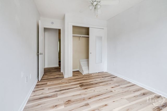 527 Tibet Avenue 11, Savannah, GA 31406