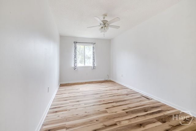 527 Tibet Avenue 11, Savannah, GA 31406