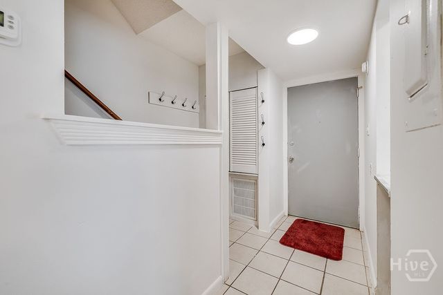 527 Tibet Avenue 11, Savannah, GA 31406