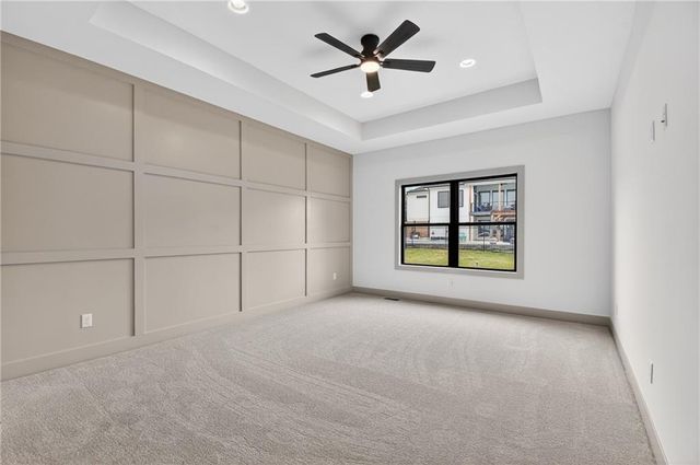 2605 NE Crestview Street, Blue Springs, MO 64029