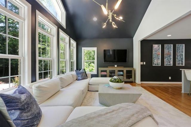 3911 Wieuca Road NE, Atlanta, GA 30342