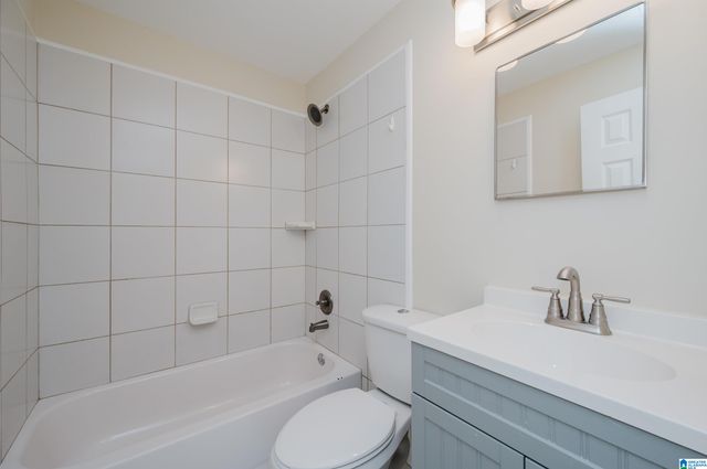 1720 Valley Ave Apt C, Homewood, AL 35209