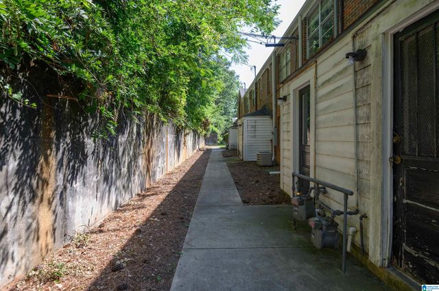 1720 Valley Ave Apt C, Homewood, AL 35209