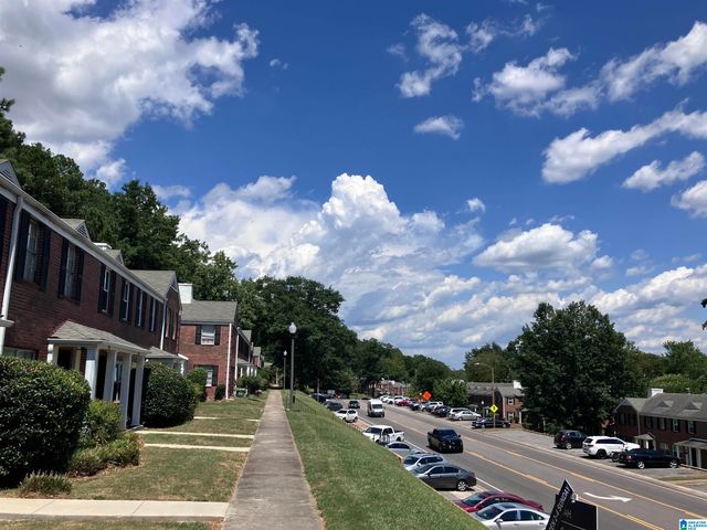 1720 Valley Ave Apt C, Homewood, AL 35209