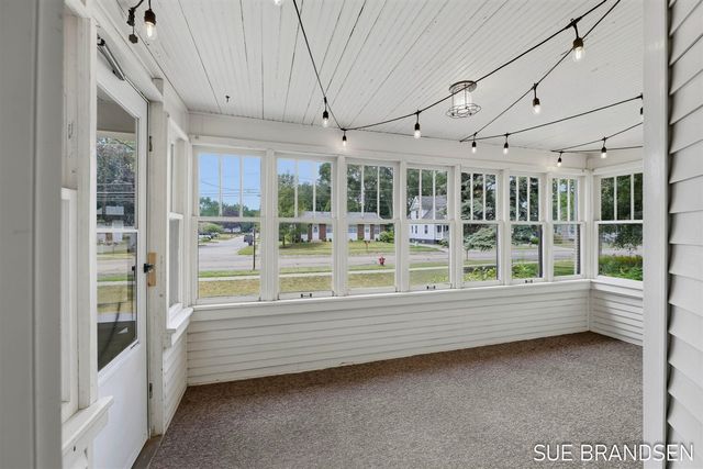357 N State Street, Zeeland, MI 49464