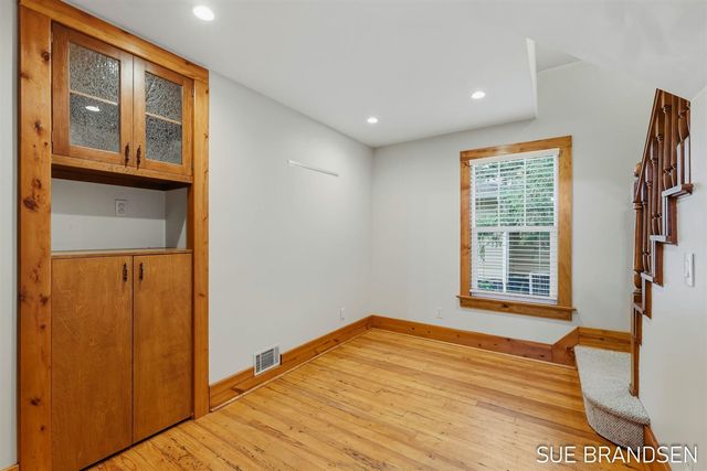 357 N State Street, Zeeland, MI 49464