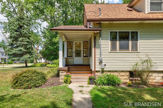 357 N State Street, Zeeland, MI 49464