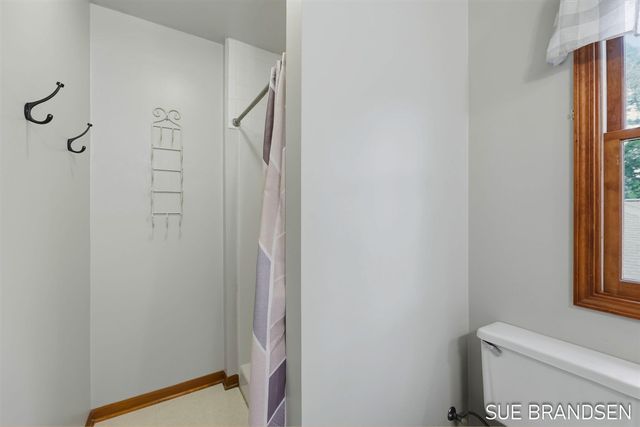357 N State Street, Zeeland, MI 49464