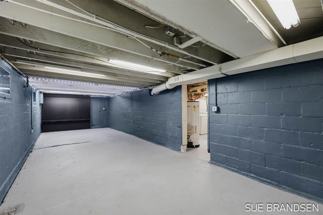 357 N State Street, Zeeland, MI 49464
