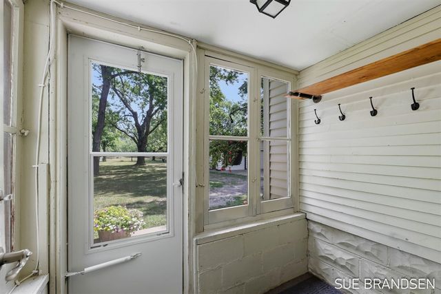 357 N State Street, Zeeland, MI 49464