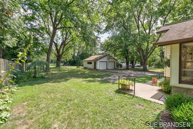 357 N State Street, Zeeland, MI 49464