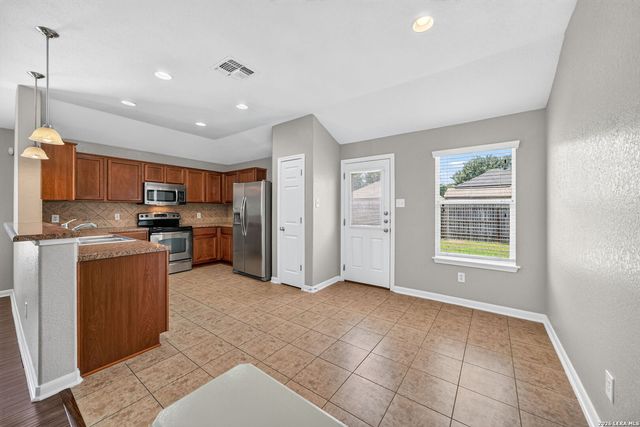 368 WAGON WHEEL WAY, Cibolo, TX 78108