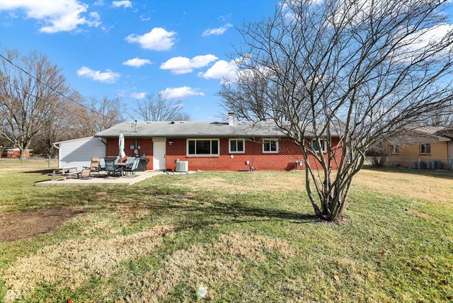 470 Robbins Drive, Greenwood, IN 46142
