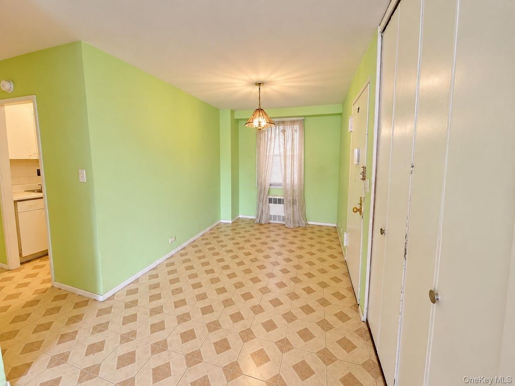 61-15 97th Street 1A, Rego Park, NY 11374 — photo 5