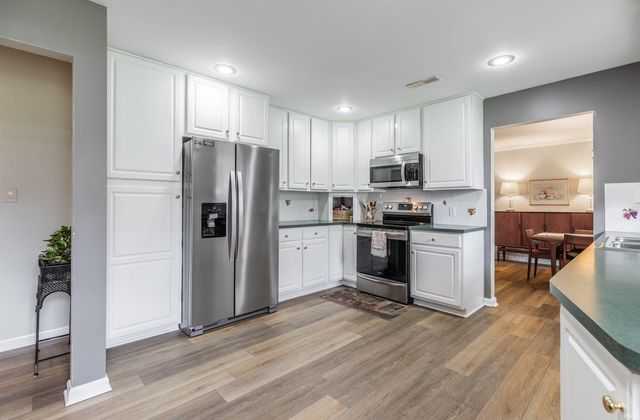 1551 Greenfield Road, Evansville, IN 47715