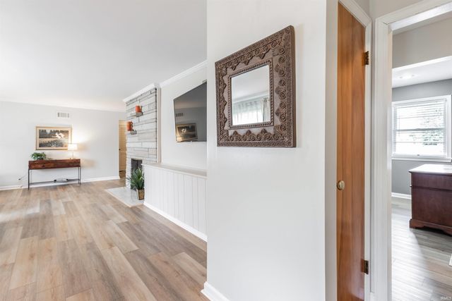1551 Greenfield Road, Evansville, IN 47715