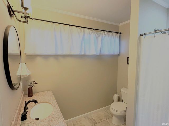 1551 Greenfield Road, Evansville, IN 47715