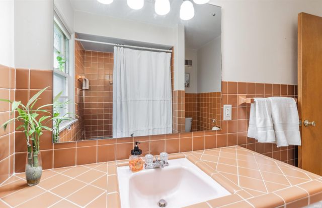 1551 Greenfield Road, Evansville, IN 47715