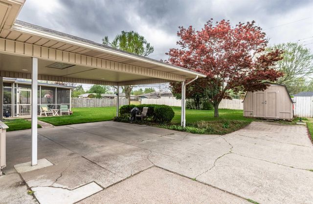 1551 Greenfield Road, Evansville, IN 47715