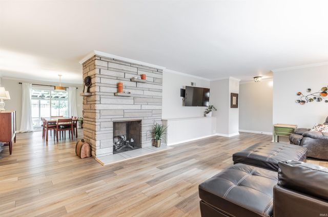 1551 Greenfield Road, Evansville, IN 47715