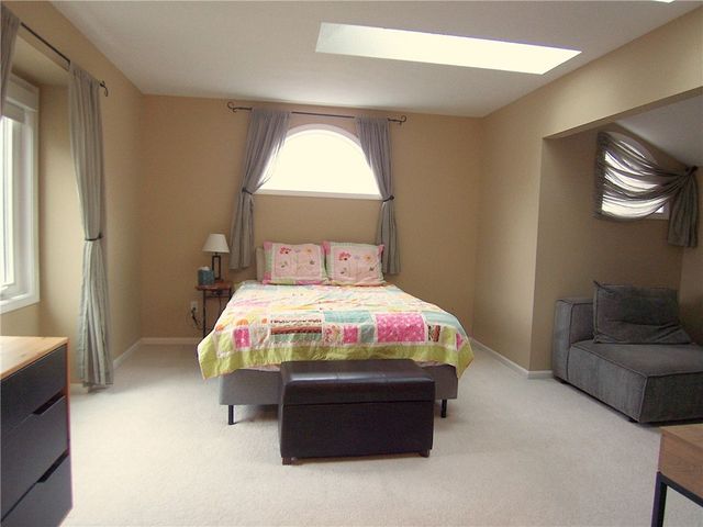 10 Mountain Ash Trl, Webster, NY 14580