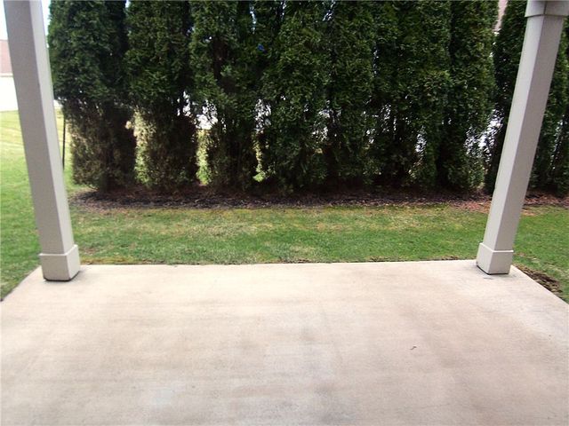 10 Mountain Ash Trl, Webster, NY 14580