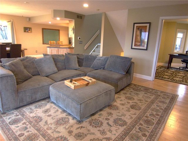 10 Mountain Ash Trl, Webster, NY 14580