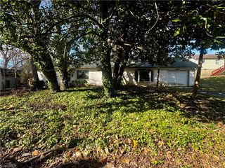 208 Wagstaff Street, Thomasville, NC 27360