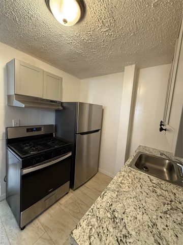 849 E 221st Street, Bronx, NY 10467