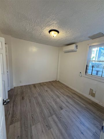 849 E 221st Street, Bronx, NY 10467