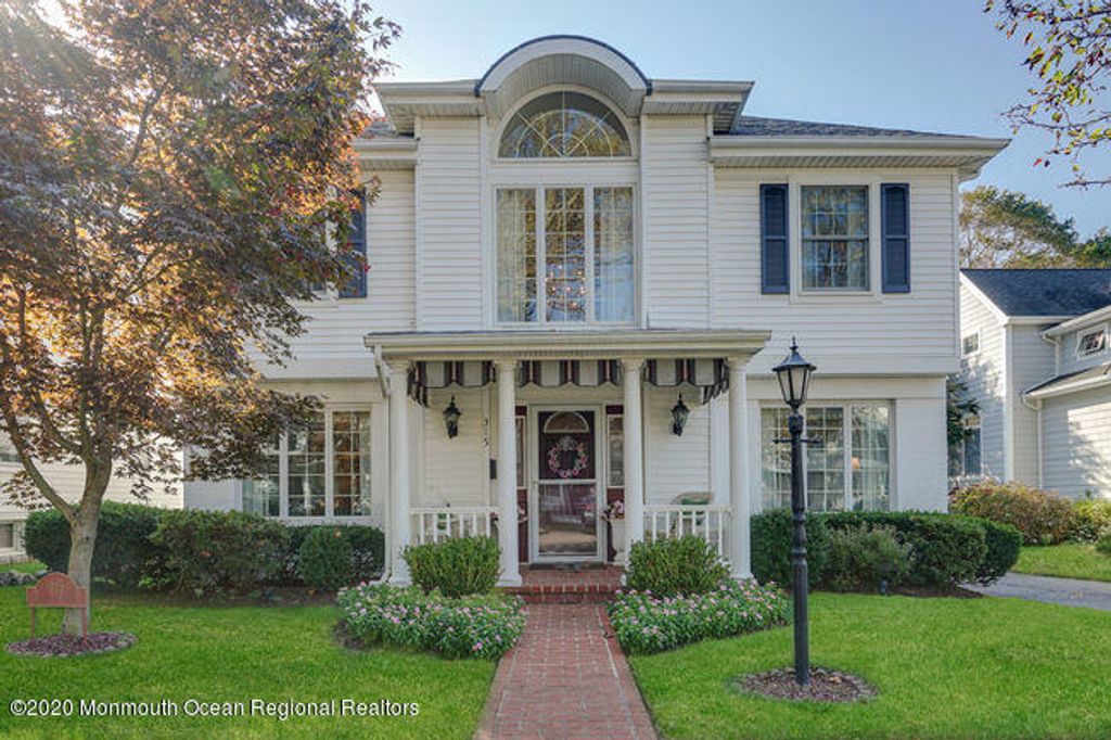 315 Tuttle Avenue, Spring Lake, NJ 07762