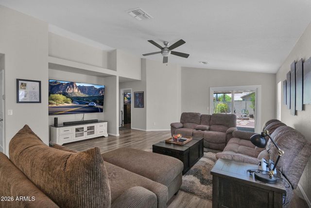2258 E SOFT WIND Drive, Phoenix, AZ 85024