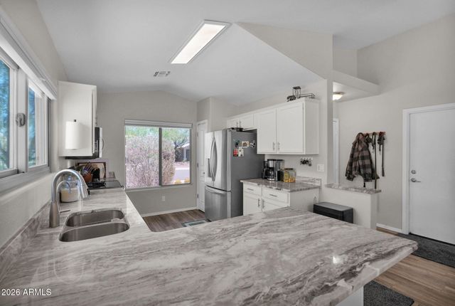 2258 E SOFT WIND Drive, Phoenix, AZ 85024
