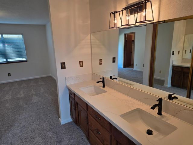 731 Nancy Dr, Ripon, CA 95366