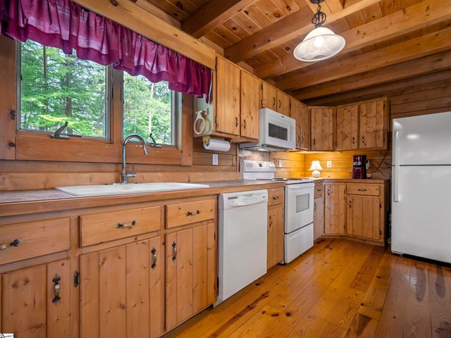 916 Fire Tower Road, Bostic, NC 28018