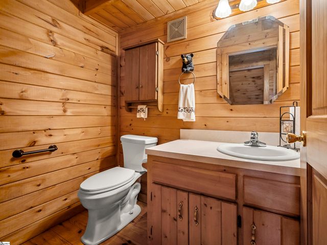 916 Fire Tower Road, Bostic, NC 28018