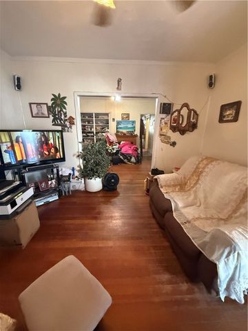 166 whitmarsh Street, Providence, RI 02907