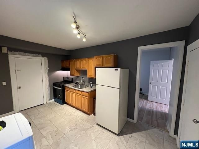 108 Chester Avenue, Newark, NJ 07104