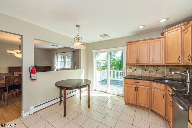 6 Beaumont Pl, Hanover Twp., NJ 07981