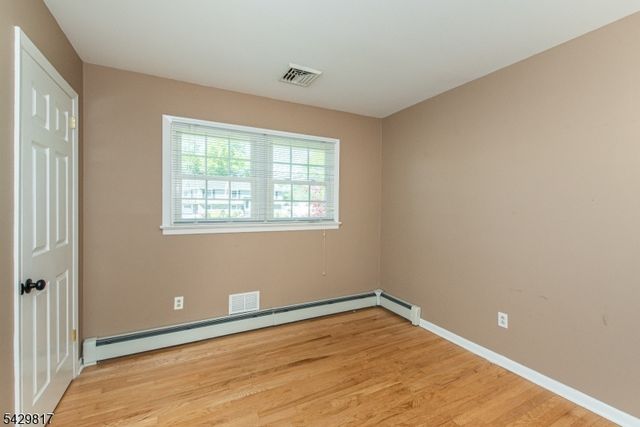 6 Beaumont Pl, Hanover Twp., NJ 07981