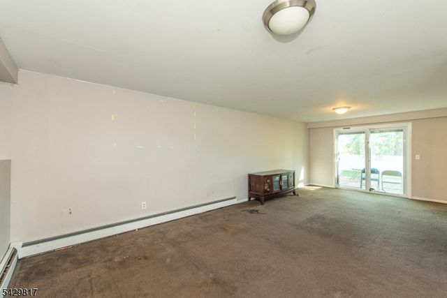 6 Beaumont Pl, Hanover Twp., NJ 07981