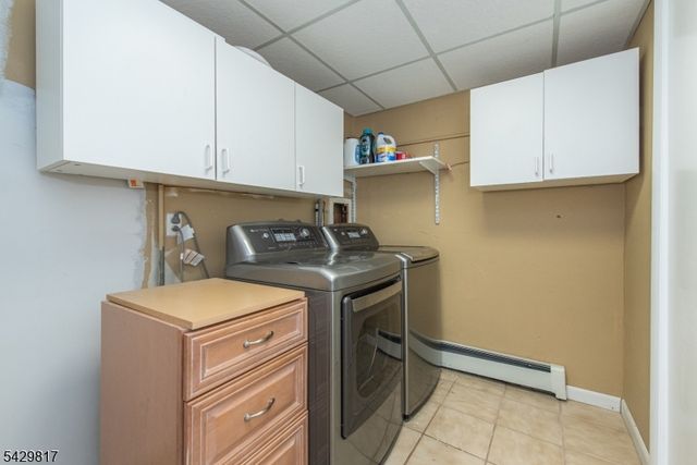 6 Beaumont Pl, Hanover Twp., NJ 07981