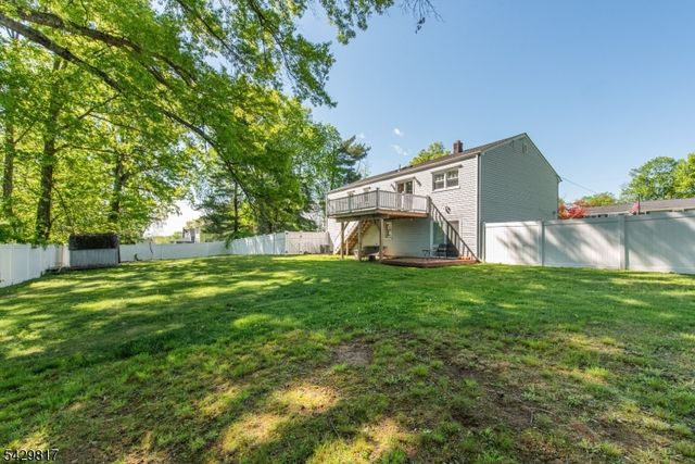 6 Beaumont Pl, Hanover Twp., NJ 07981