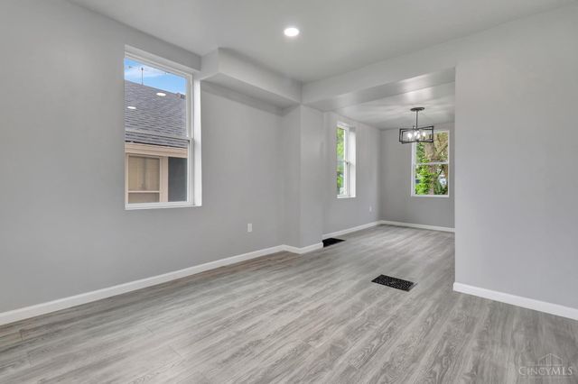 6961 La Boiteaux Avenue, North College Hill, OH 45223