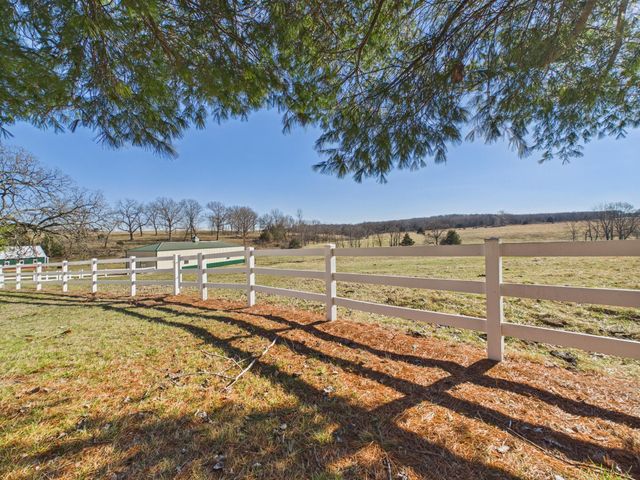 15434 Highway H, Cabool, MO 65689