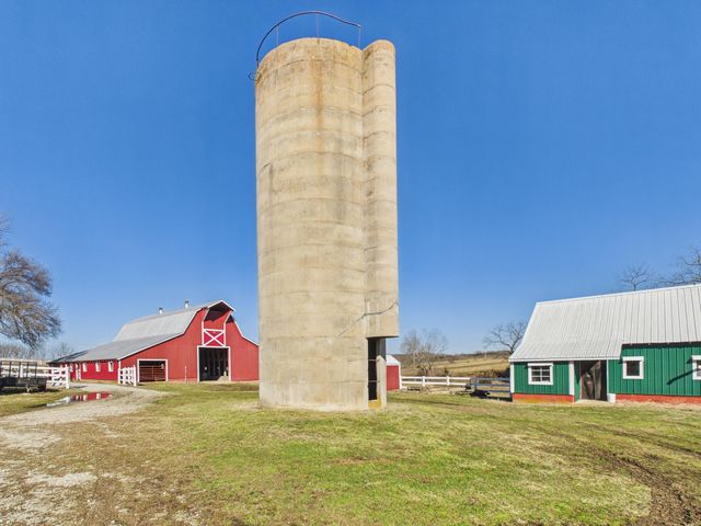 15434 Highway H, Cabool, MO 65689