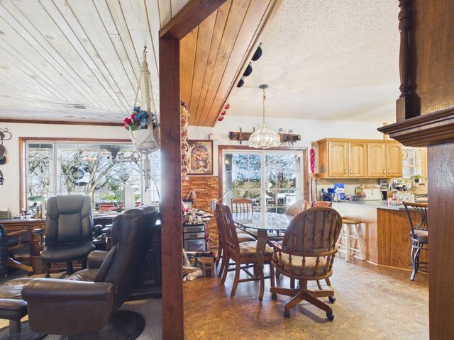 15434 Highway H, Cabool, MO 65689