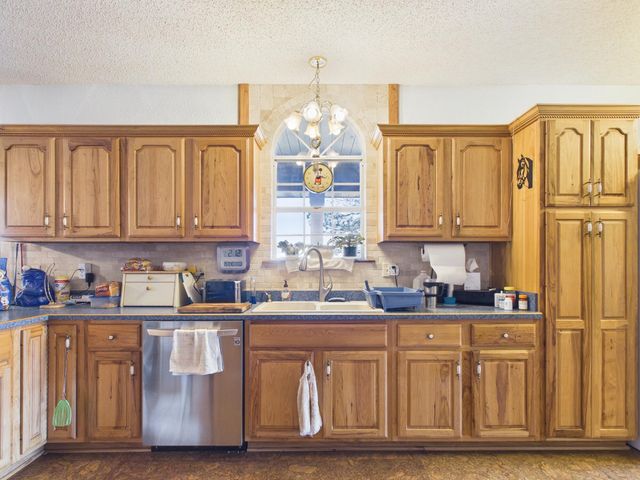 15434 Highway H, Cabool, MO 65689